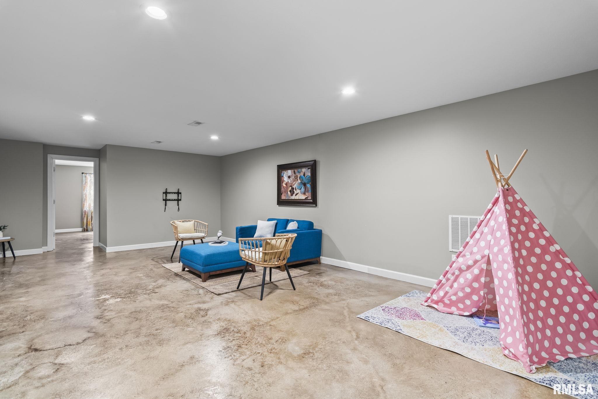 4546 Thompson Road Springfield, IL 62711 - Photo 32 of 41