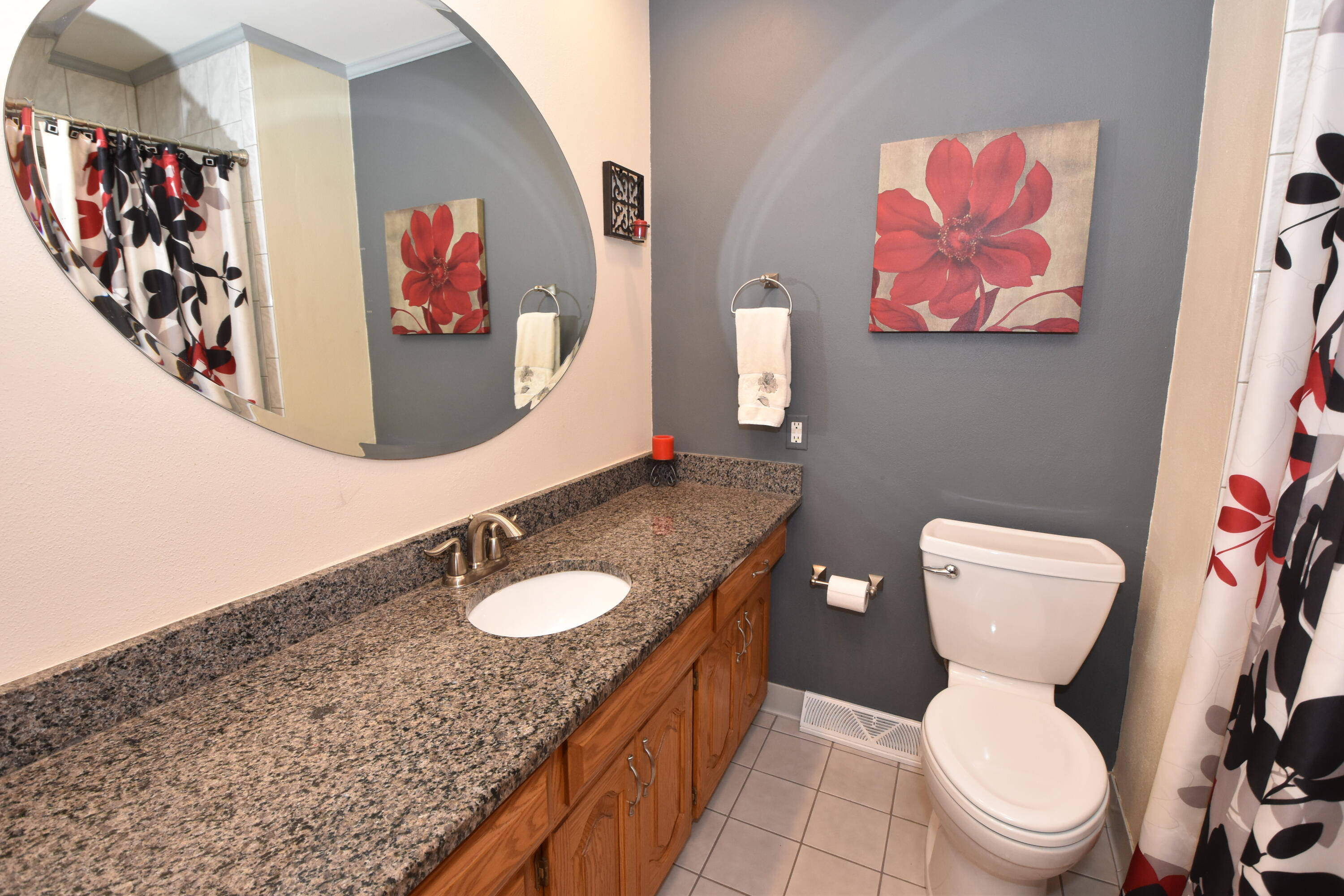 1838 Fancher Road Mount Pleasant, WI 53406 - Photo 24 of 46 Main Bath