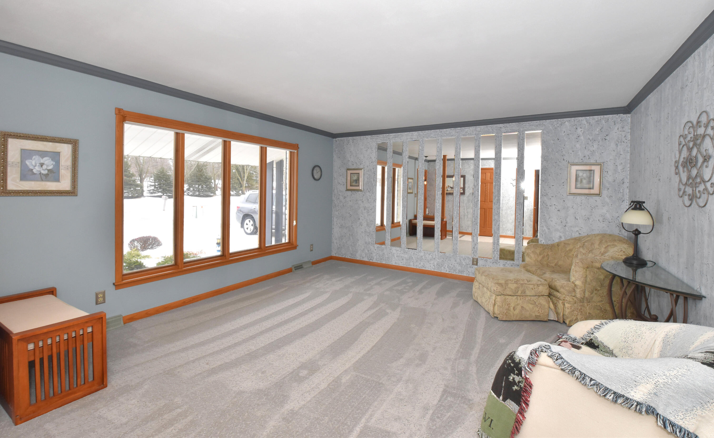 1838 Fancher Road Mount Pleasant, WI 53406 - Photo 6 of 46 Living Room