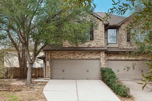$299,500 | 51 Wickerdale Place, The Woodlands, TX 77382