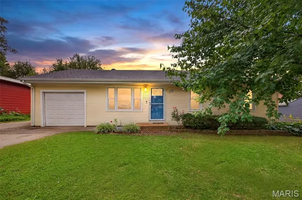 $224,900 | 20 Westview Drive, St. Charles, MO 63303