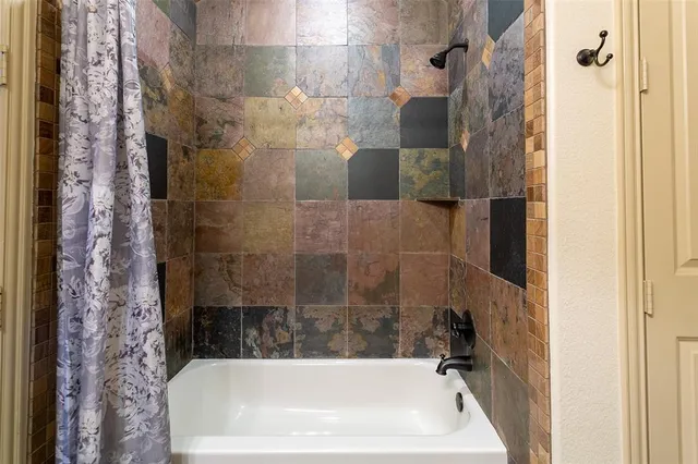 $950,000 | 7905 Hallmark Drive, North Richland Hills, TX 76182