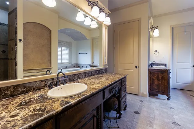 $950,000 | 7905 Hallmark Drive, North Richland Hills, TX 76182