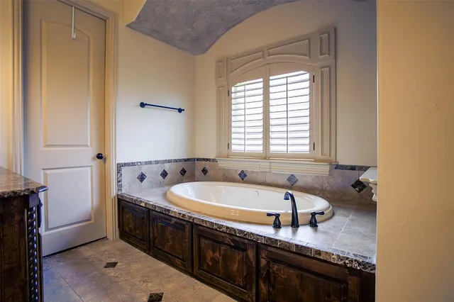 $950,000 | 7905 Hallmark Drive, North Richland Hills, TX 76182