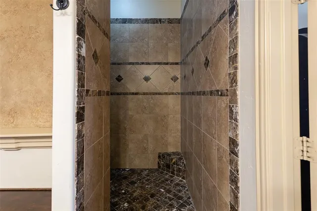 $950,000 | 7905 Hallmark Drive, North Richland Hills, TX 76182