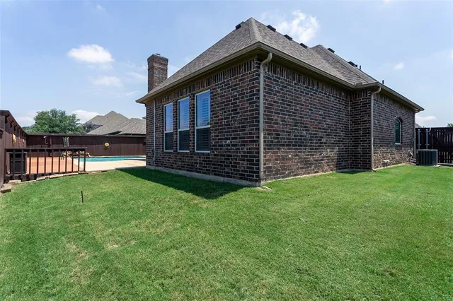 $950,000 | 7905 Hallmark Drive, North Richland Hills, TX 76182