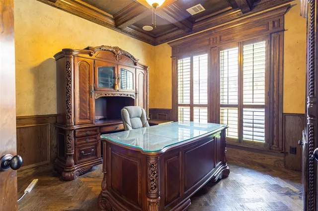 $950,000 | 7905 Hallmark Drive, North Richland Hills, TX 76182