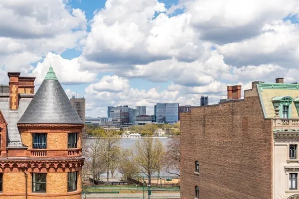 $2,950 | 7 Hereford Street, Unit 9, Boston, MA 02115