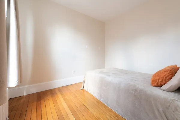 $2,950 | 7 Hereford Street, Unit 9, Boston, MA 02115