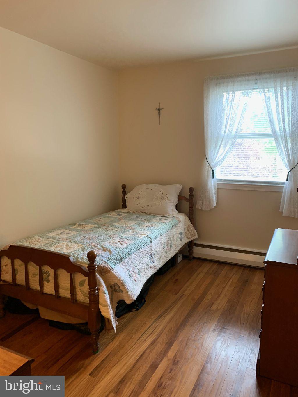 2290 Weir Road Aston, PA 19014 - Photo 27 of 35 Bedroom #4