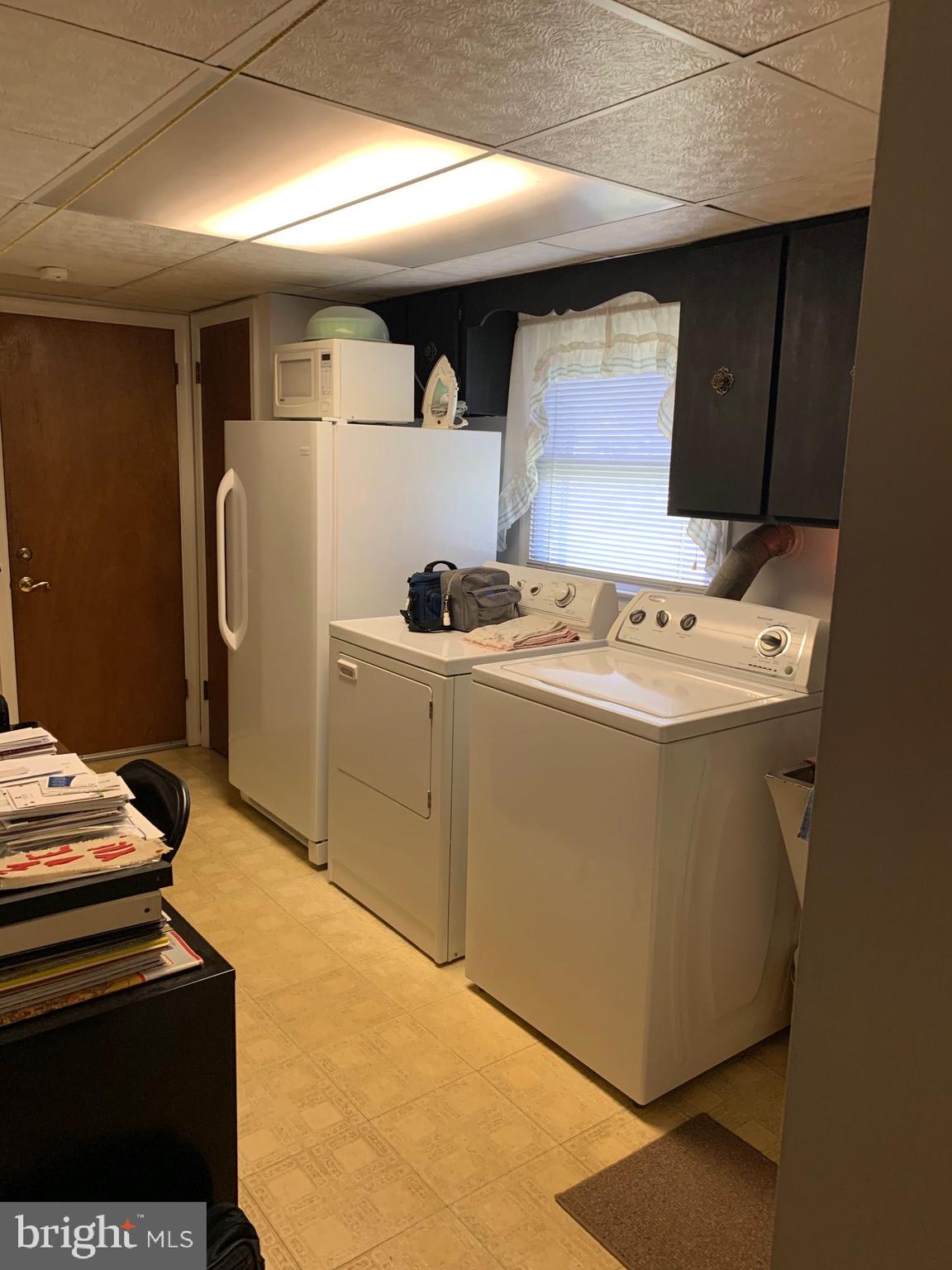 2290 Weir Road Aston, PA 19014 - Photo 31 of 35 Large Laundry Room