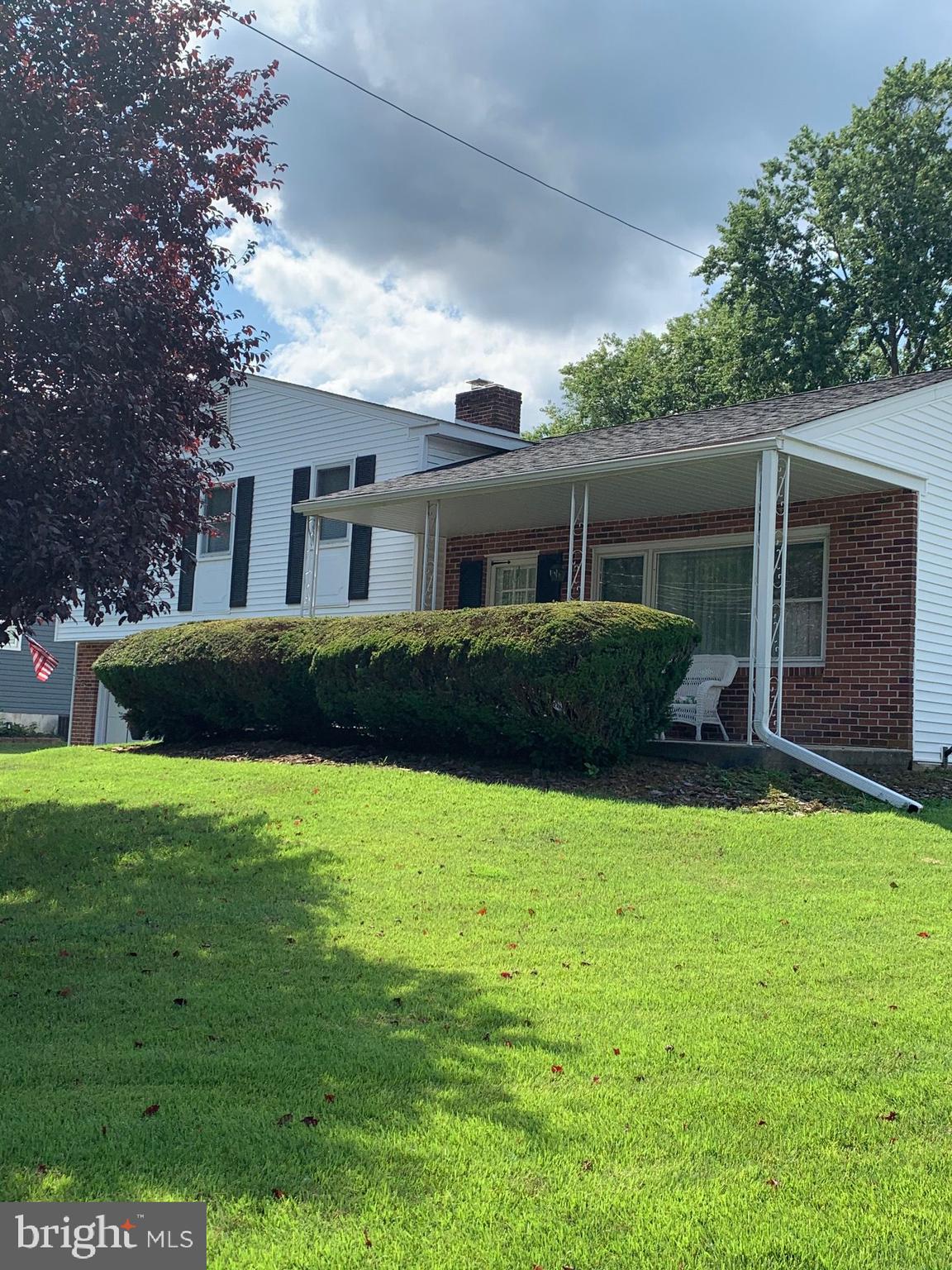 2290 Weir Road Aston, PA 19014 - Photo 34 of 35 Front Side
