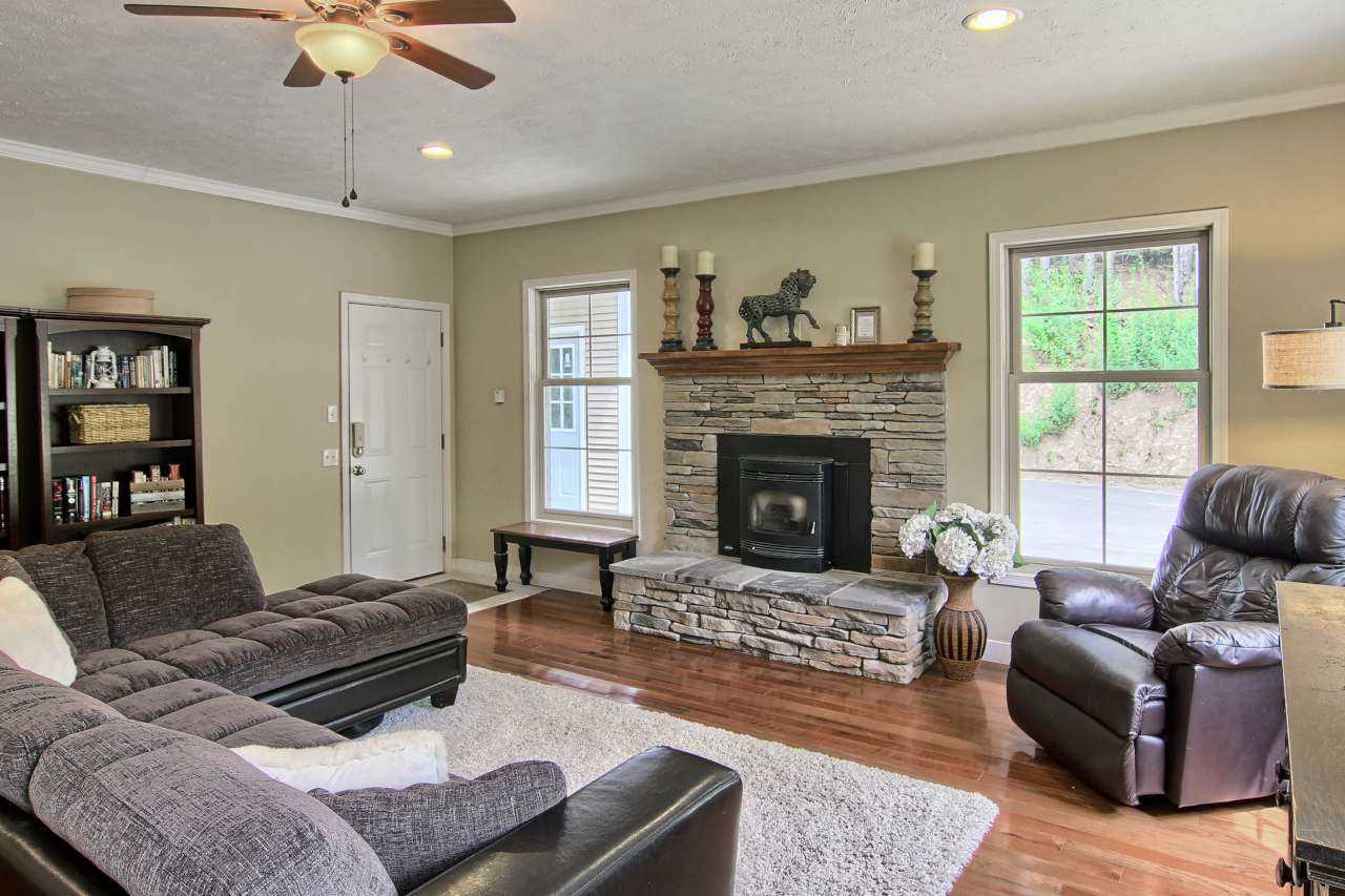 13361 South Cedar Road Cedar, MI 49621 - Photo 12 of 36 1835483-11.JPG