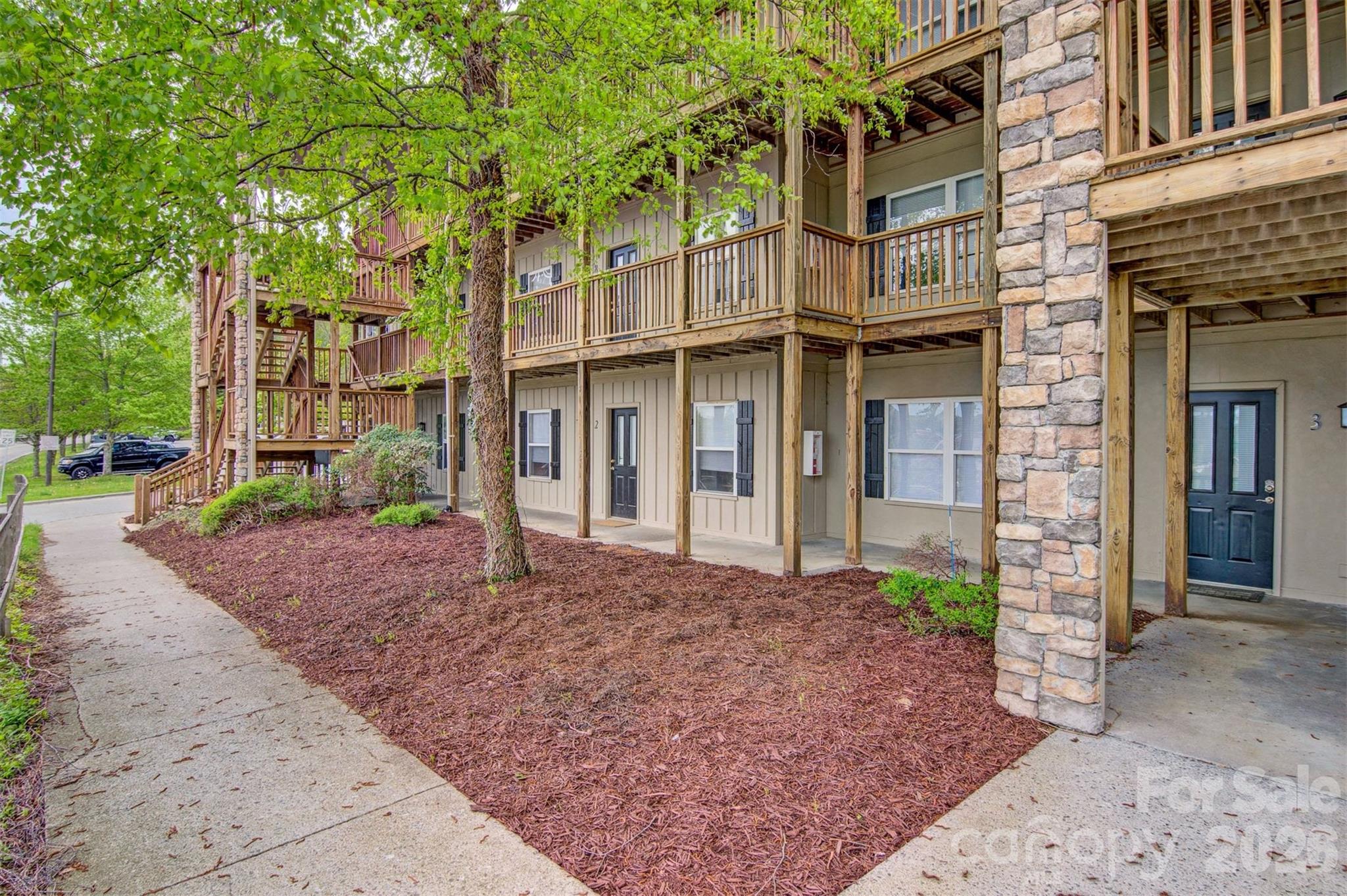 800 Meadowview Drive Boone, NC 28607 - Photo 2 of 22