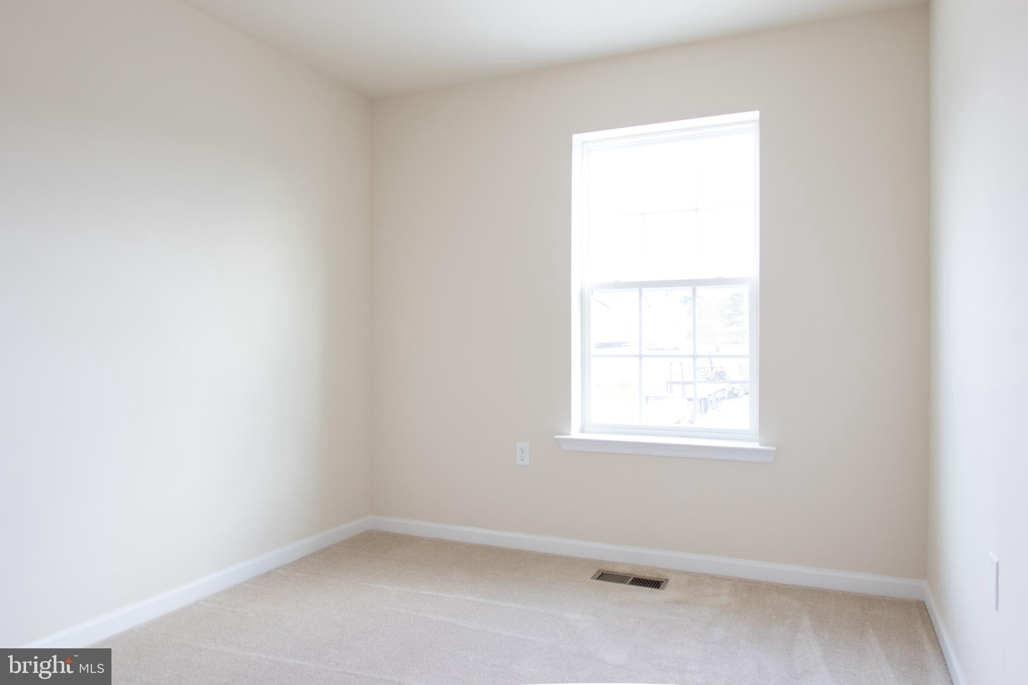 169 Ran Rue Drive Martinsburg, WV 25403 - Photo 15 of 19 Gallery Image 15