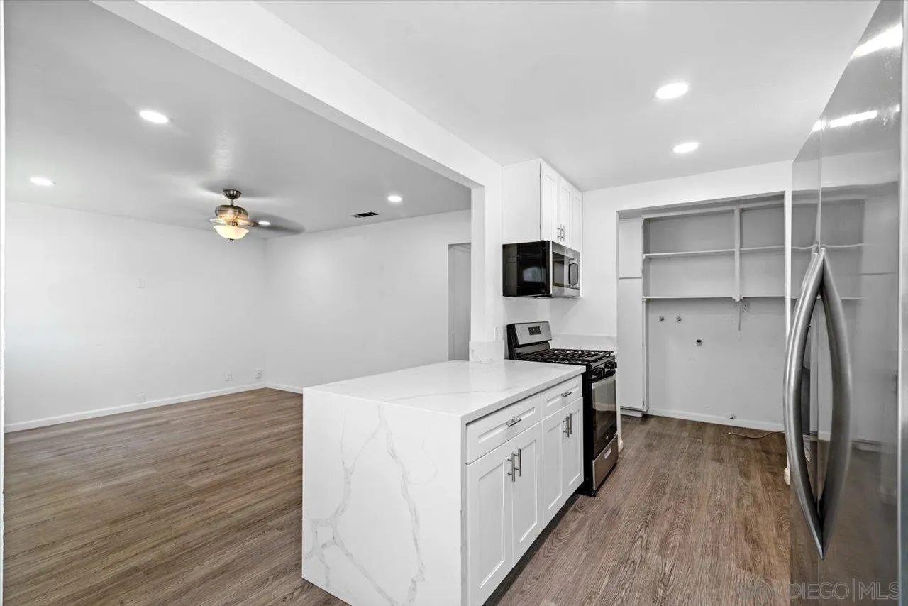 3507 Hollencrest Road San Marcos, CA 92069 - Photo 8 of 24