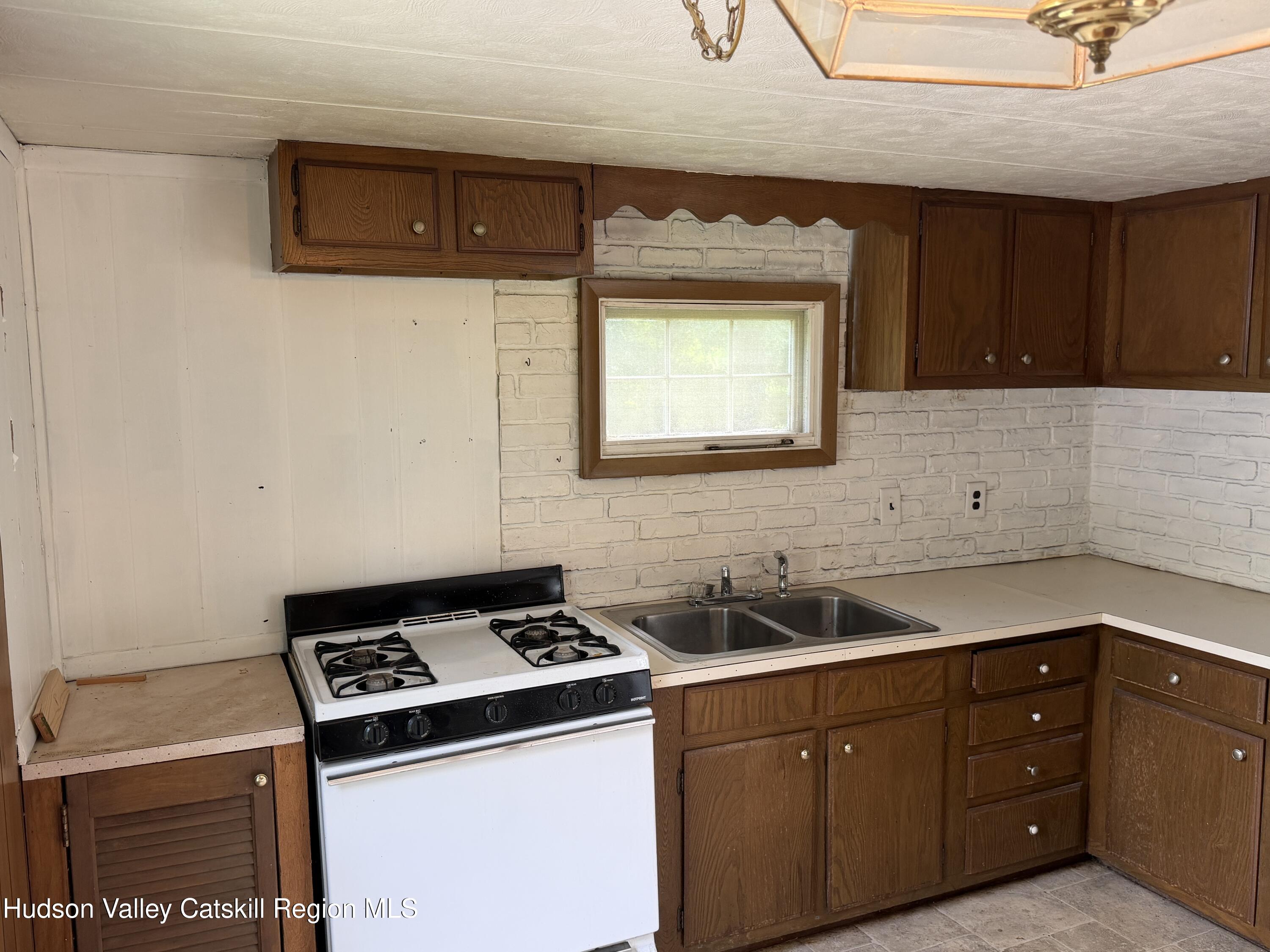 579 Springtown Road New Paltz, NY 12561 - Photo 15 of 24 IMG_3112