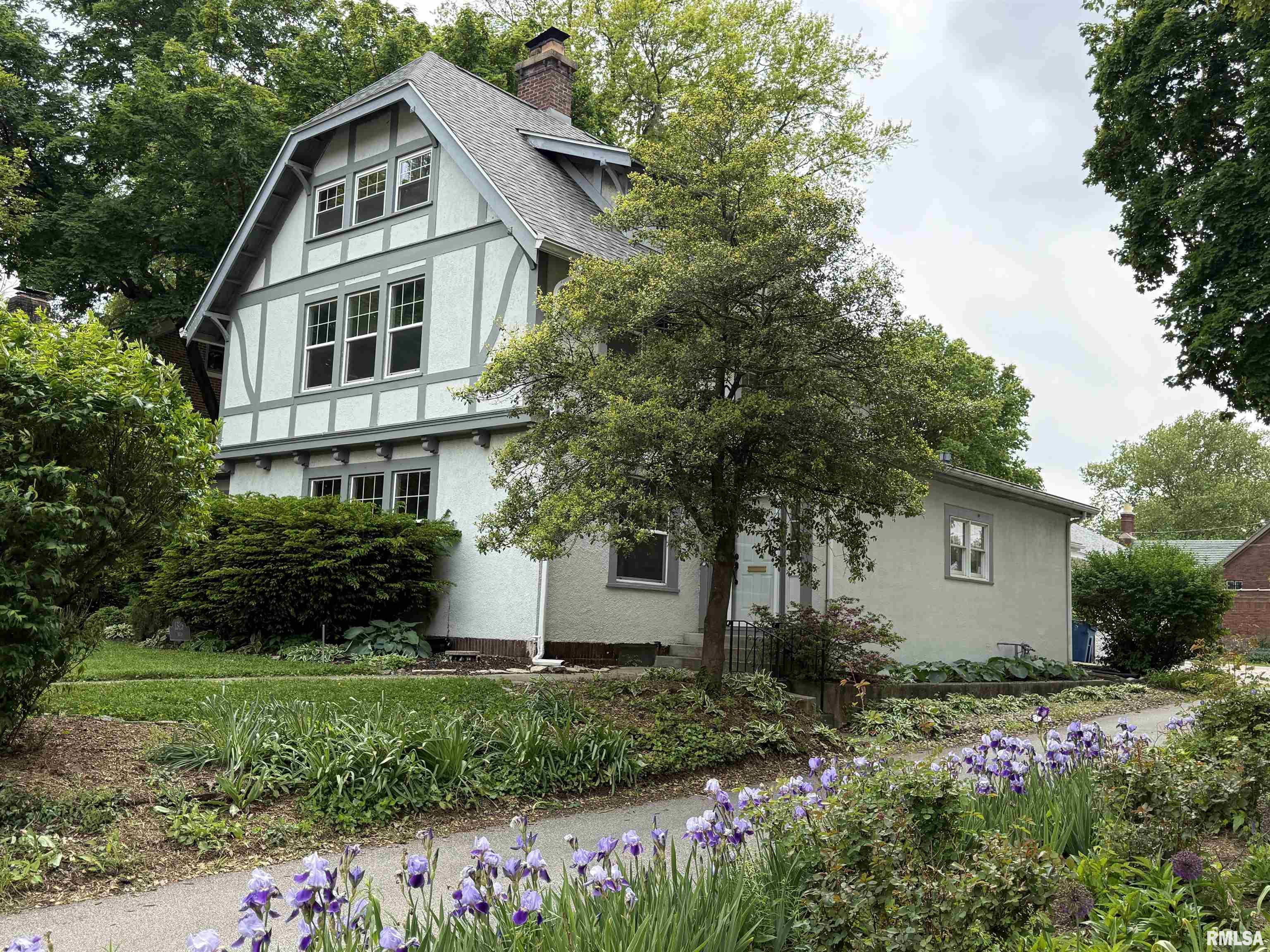 1325 South Bates Avenue Springfield, IL 62704 - Photo 4 of 55