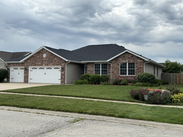 318 Piazza Lane Chatham, IL 62629 - Photo 2 of 43