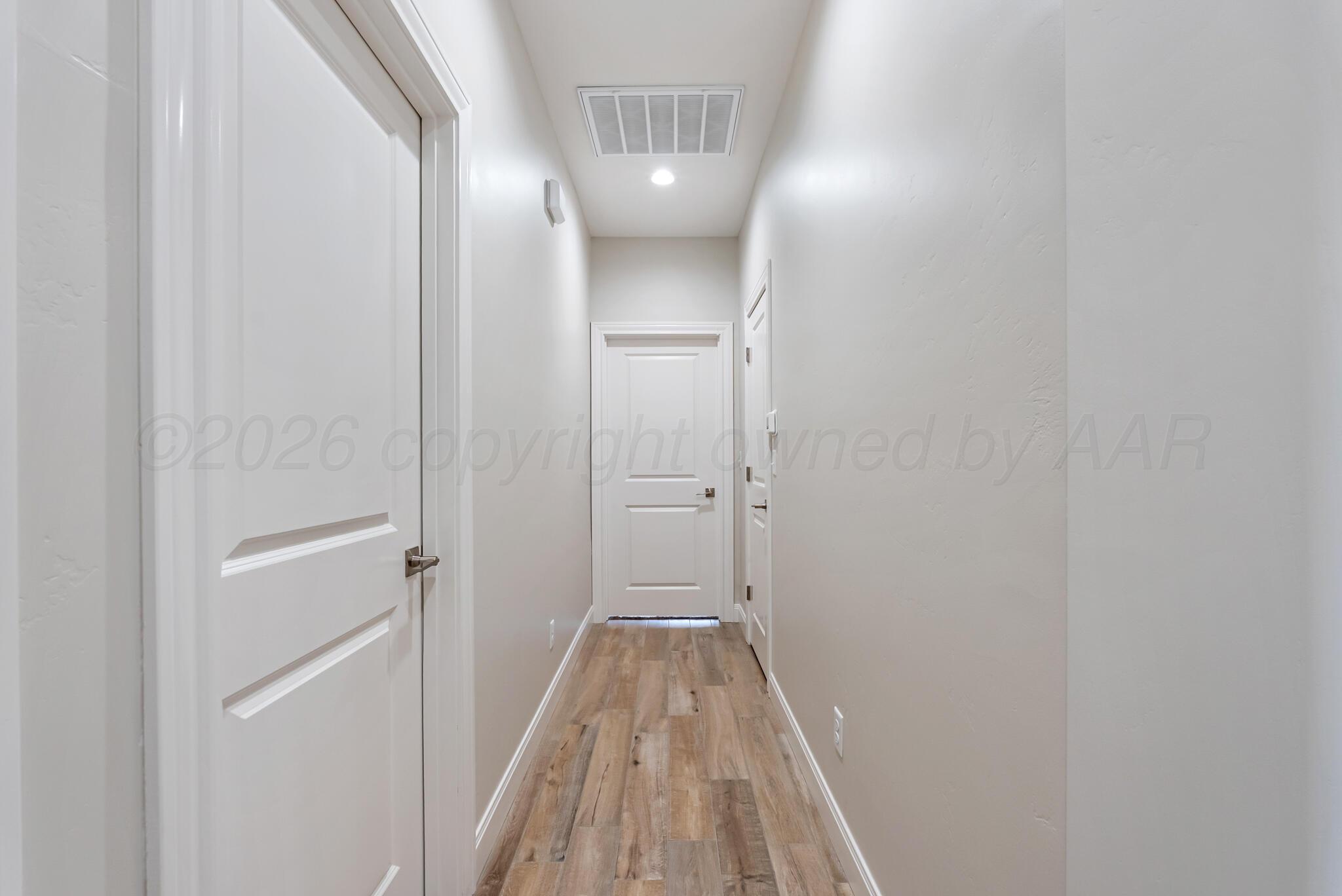 19101 Buck Springs Road Amarillo, TX 79119 - Photo 23 of 31 Hallway