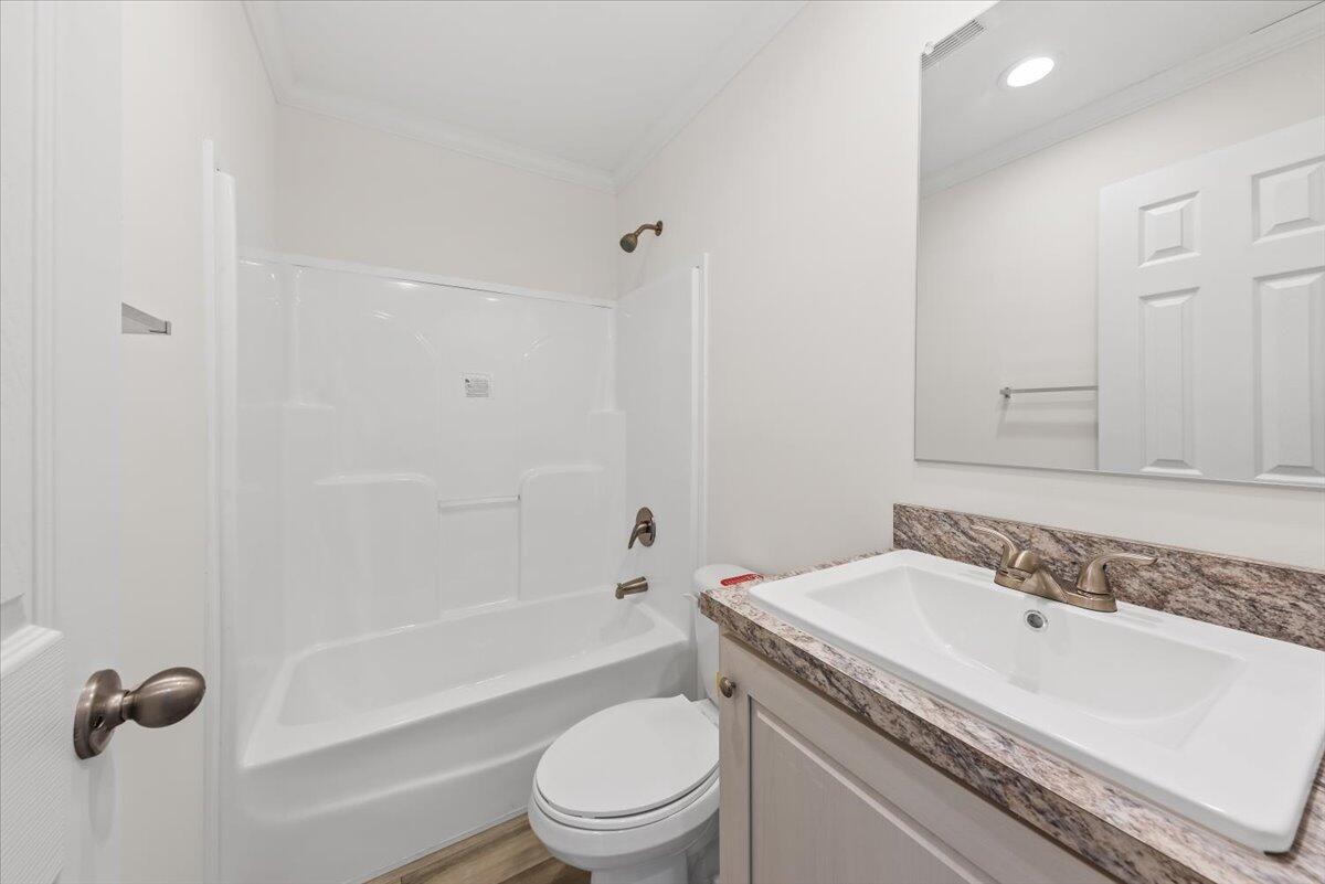 1156 Russell Drive, Unit 9 Mount Pleasant, SC 29464 - Photo 16 of 34 24-LLP2518 2024-11-17