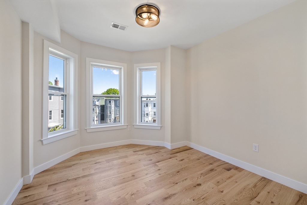 275 Webster Street, Unit 3 Boston, MA 02128 - Photo 11 of 14