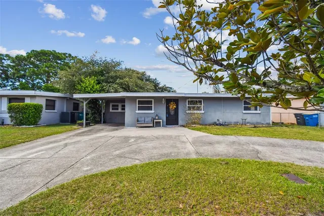 $299,000 | 2124 Catalina Drive, Clearwater, FL 33764