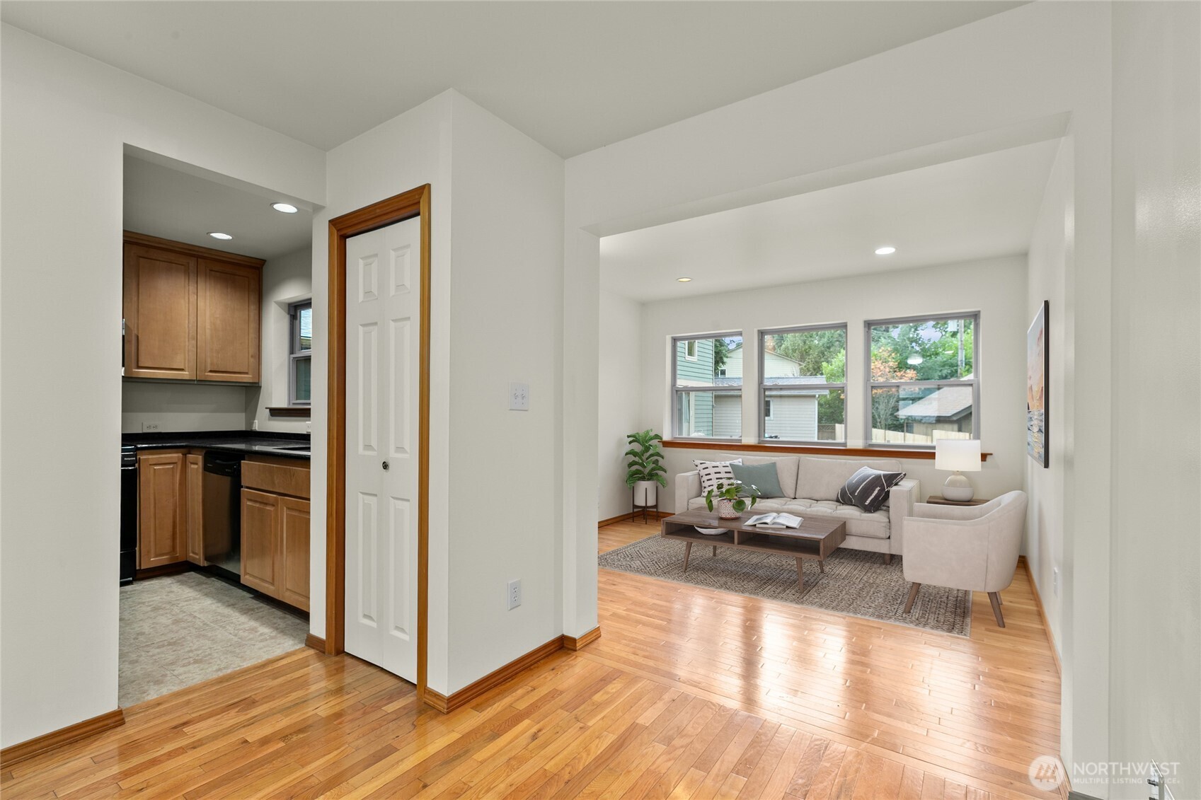 14808 84th Avenue Northeast Kenmore, WA 98028 - Photo 28 of 40