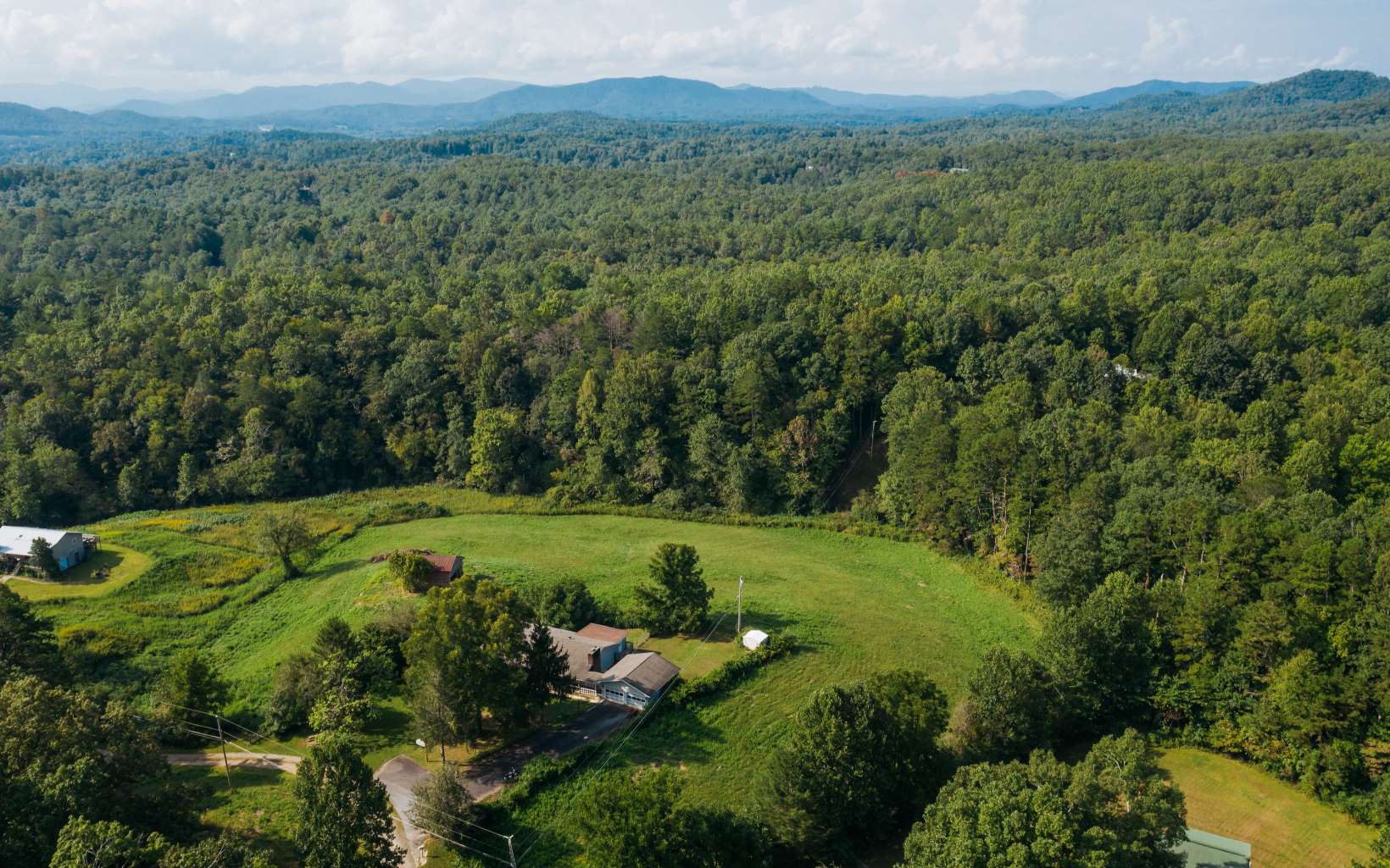 110 Catbird Road Marble, NC 28905 - Photo 1 of 1 Main View