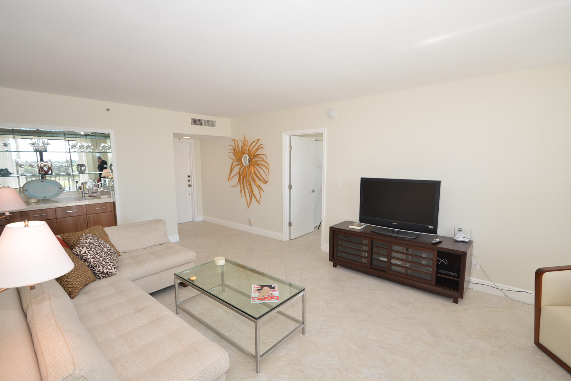7786 Lakeside Boulevard, Unit 645 Boca Raton, FL 33434 - Photo 7 of 41 DSC_7429