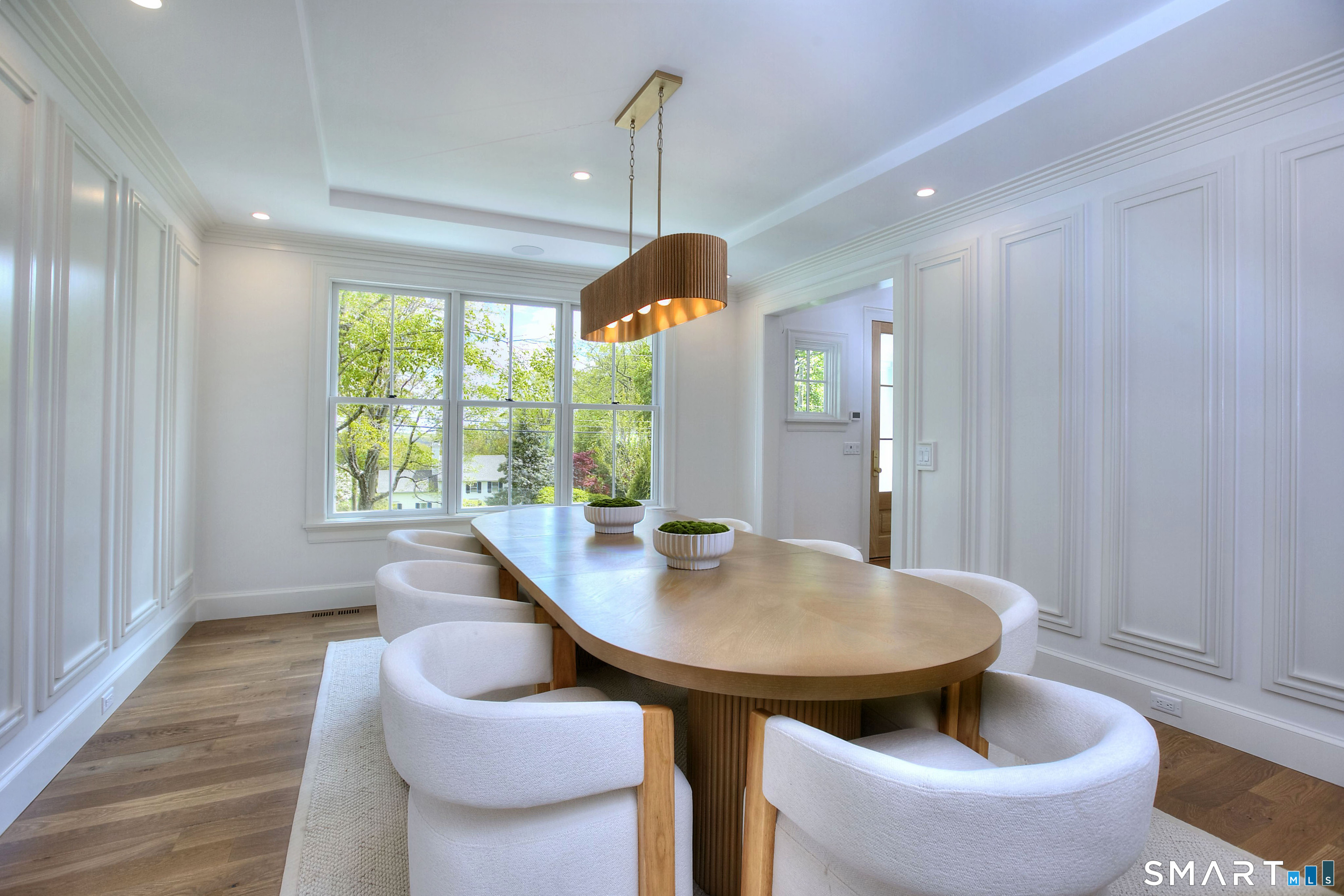48 Kettle Creek Road Weston, CT 06883 - Photo 7 of 40 a dining room with furniture and window
