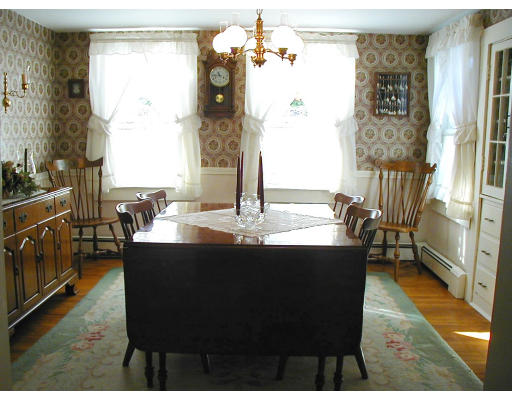 369 Village Street Medway, MA 02053 - Photo 4 of 14