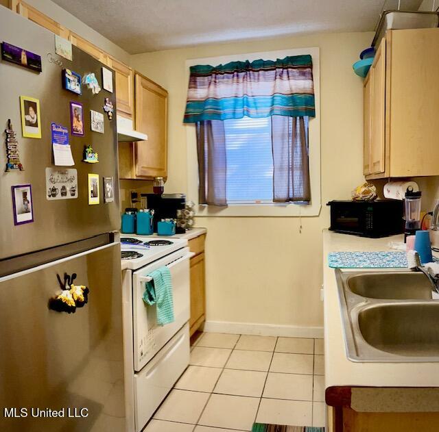 1503 25th Street Gulfport, MS 39501 - Photo 5 of 17 KITCHEN