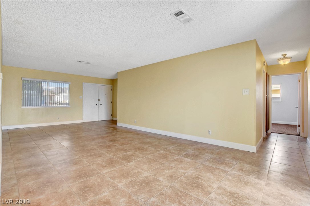 509 Altamira Road Las Vegas, NV 89145 - Photo 4 of 28 Gallery Image 4