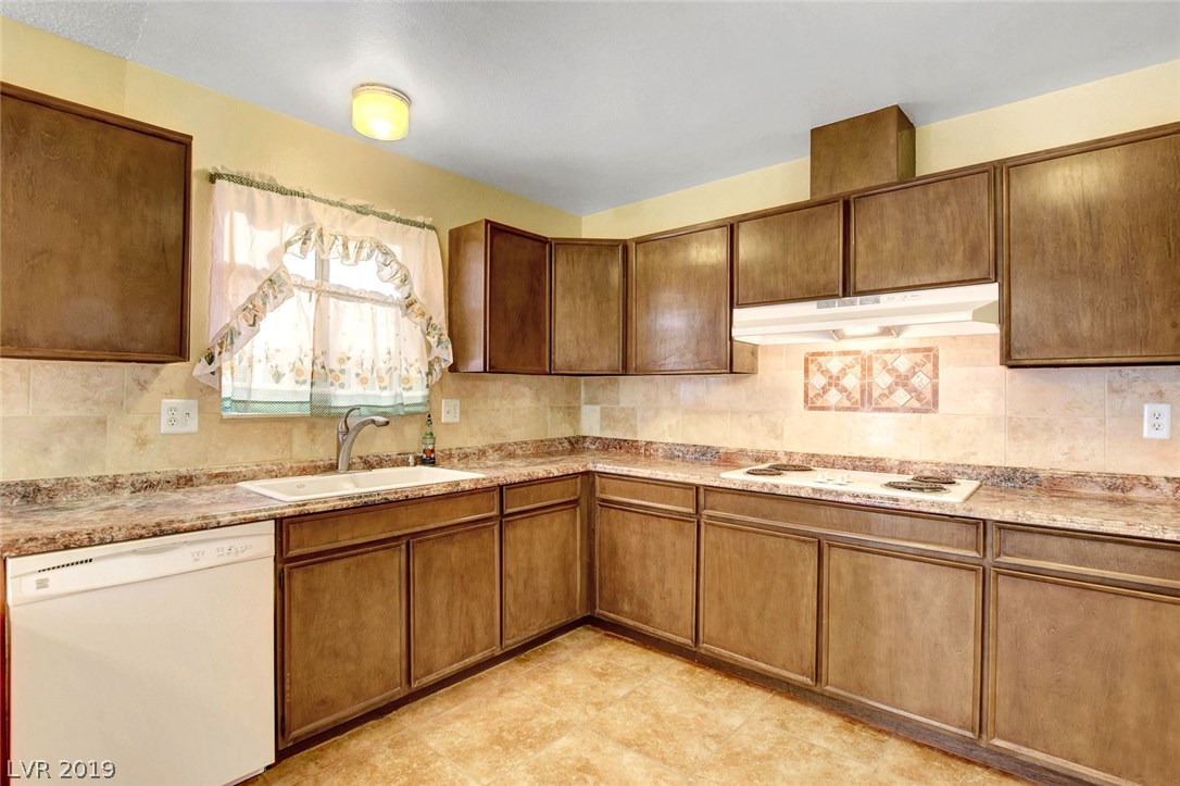 509 Altamira Road Las Vegas, NV 89145 - Photo 7 of 28 Gallery Image 7