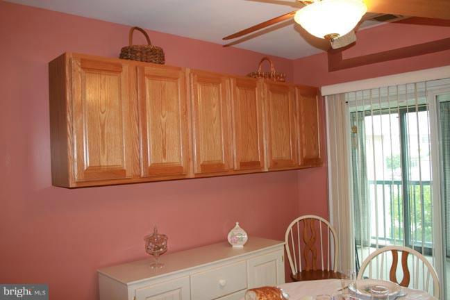 31 Lambourne Road, Unit 506 Towson, MD 21204 - Photo 2 of 30 Kitchen