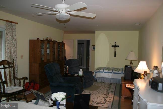 31 Lambourne Road, Unit 506 Towson, MD 21204 - Photo 17 of 30 Bedroom (Master)