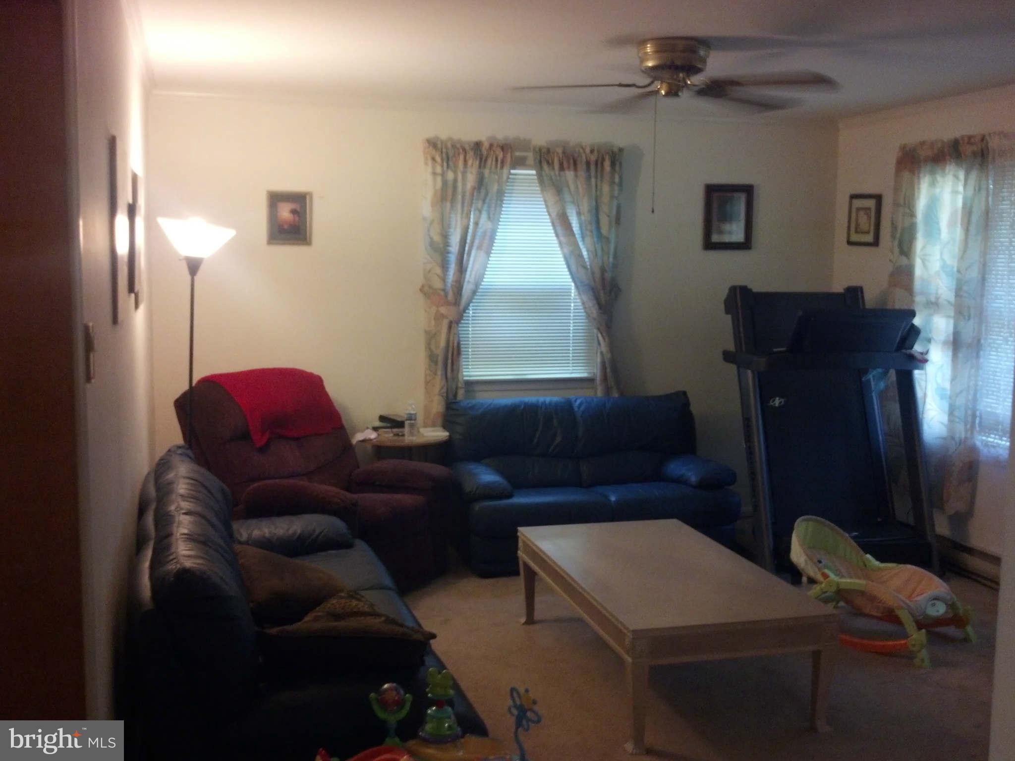 115 Perrys Corner Road Grasonville, MD 21638 - Photo 10 of 11 Living Room
