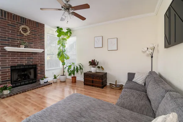 $2,600 | 9301 Tea Rose Trail, Austin, TX 78748