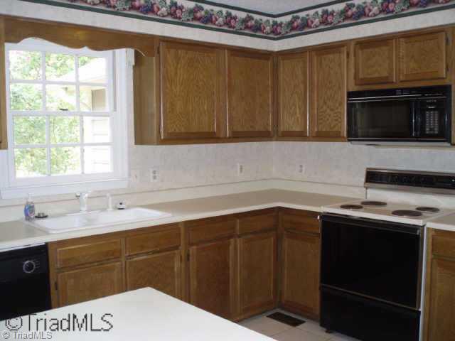 6008 High View Road Greensboro, NC 27410 - Photo 6 of 8 Other. All appliances convey!