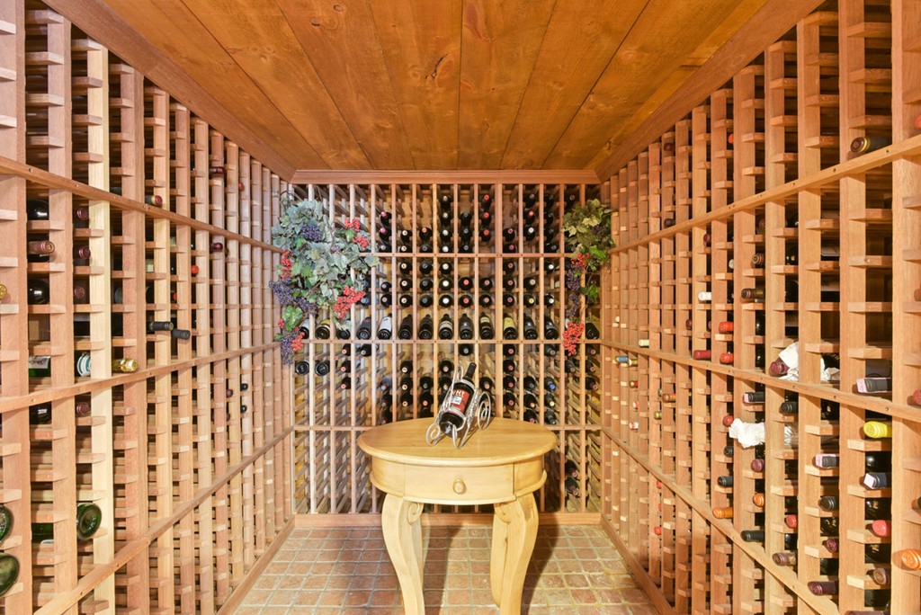 105 Reservation Road Andover, MA 01810 - Photo 21 of 30 Gallery Image 21
