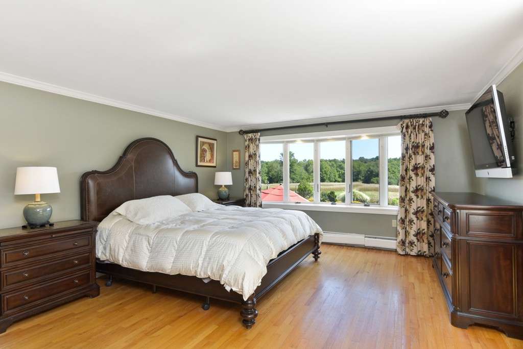 105 Reservation Road Andover, MA 01810 - Photo 9 of 30 Gallery Image 9