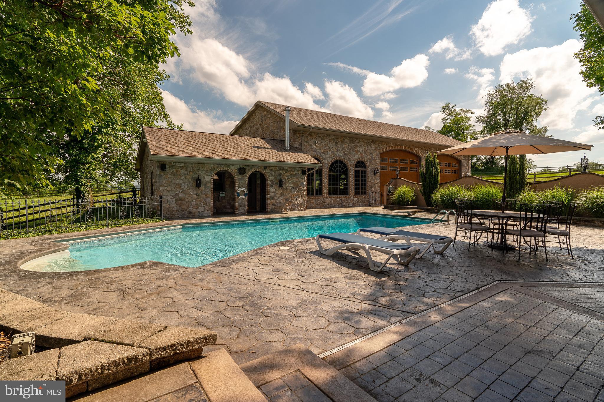 5586 Mt Pisgah Road York, PA 17406 - Photo 5 of 94 Gallery Image 5