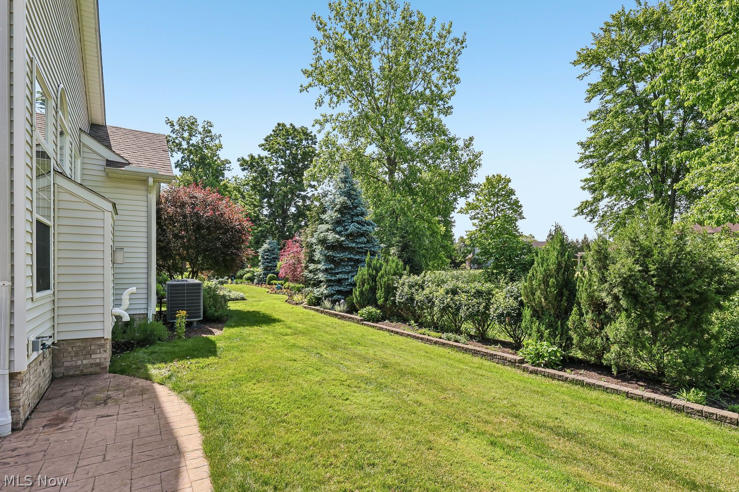 226 Skye Road Highland Heights, OH 44143 - Photo 31 of 32