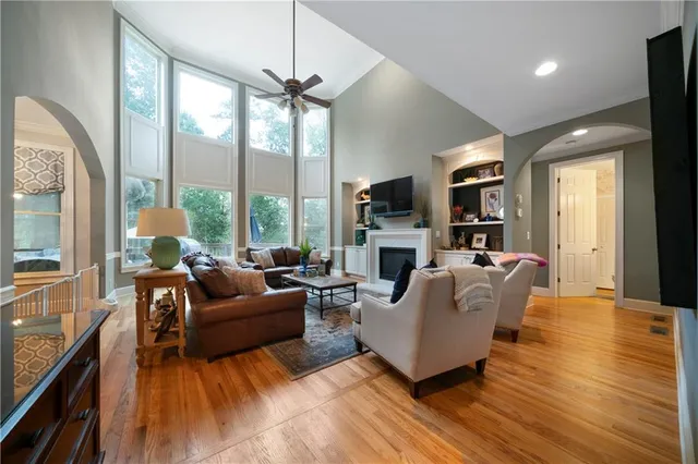 $1,000,000 | 5118 Crescent Cove Lane, Mableton, GA 30126