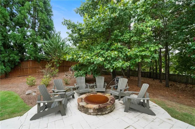 $1,000,000 | 5118 Crescent Cove Lane, Mableton, GA 30126