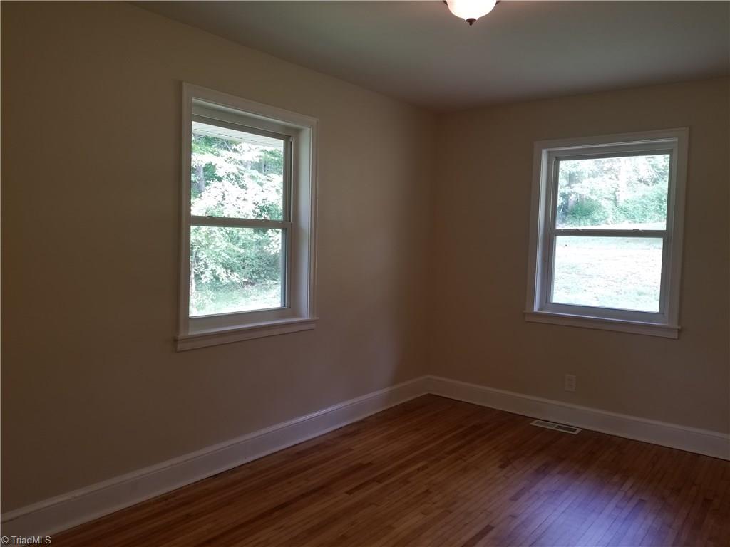 435 Motor Road Winston-Salem, NC 27105 - Photo 12 of 20 Gallery Image 12
