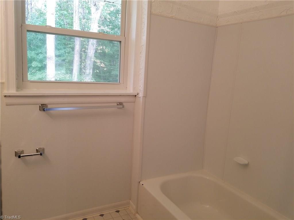 435 Motor Road Winston-Salem, NC 27105 - Photo 16 of 20 Gallery Image 16
