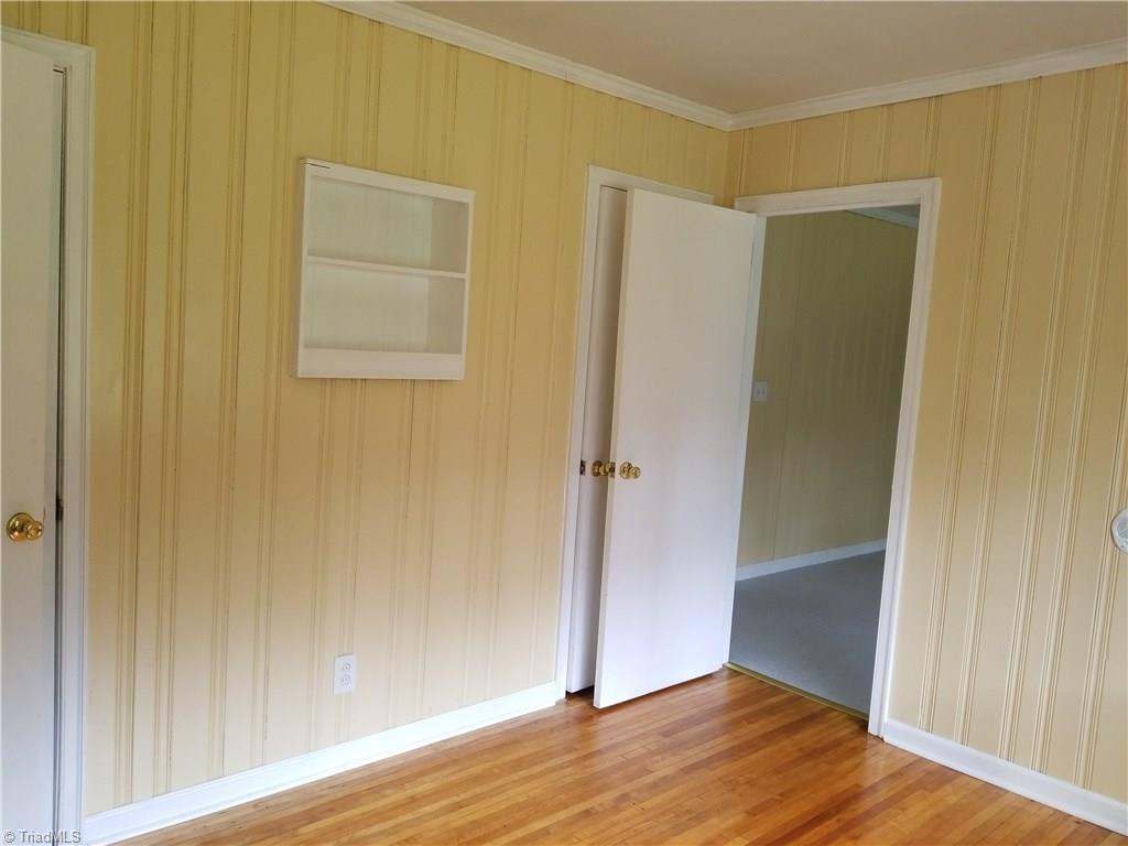 435 Motor Road Winston-Salem, NC 27105 - Photo 4 of 20 Gallery Image 4