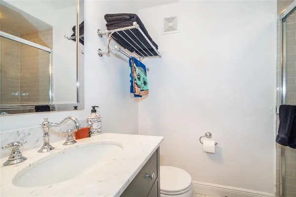 $3,950 | 1655 Lakemont Avenue, Orlando, FL 32814